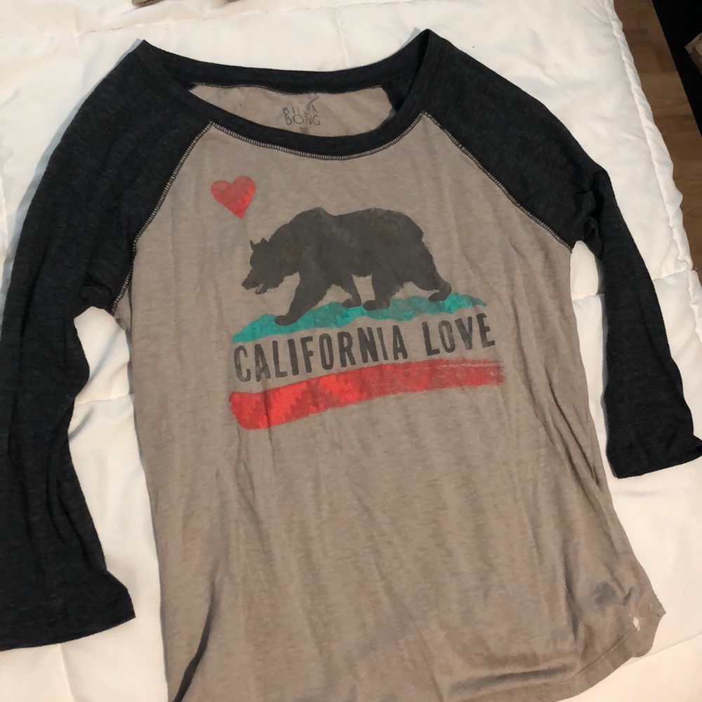 California Love grey and beige graphic tee